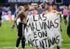 Argjentina rrezikon gjobë nga FIFA për banderolën ‘Las Malvinas’, historia e luftës me Mbretërinë e Bashkuar! U vranë 910 ushtarë