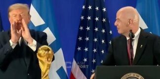 Video/ Momenti viral, Donald Trump i jep ‘goditjen’ Infantinos para trofeut të Botërorit