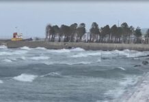 Sot pritet mot i keq, ndalohet dalja në det e varkave dhe skafeve në Vlorë e Sarandë