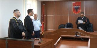 Gjyqi në Administrative/ Ish-prokurori Tom Deda kërkon të bëhet palë kundër Dados: U shkarkova nga detyra që të emërohej ai, përkon koha! Veliaj: Të legjitimohet