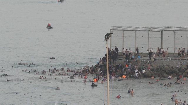 Spanja në alarm  50 mijë emigrantë hyjnë në 24 orë 