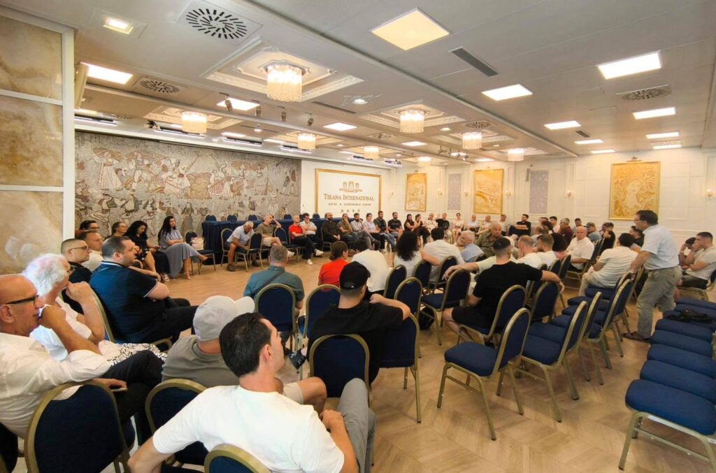 Deklarata e Kuvendit Qytetar të protestës  Asnjë negociatë me Edi Ramën