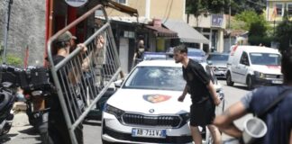 Protesta para Kuvendit, Prokuroria kërkon burg për 3 personat që shkatërruan makinën e policisë