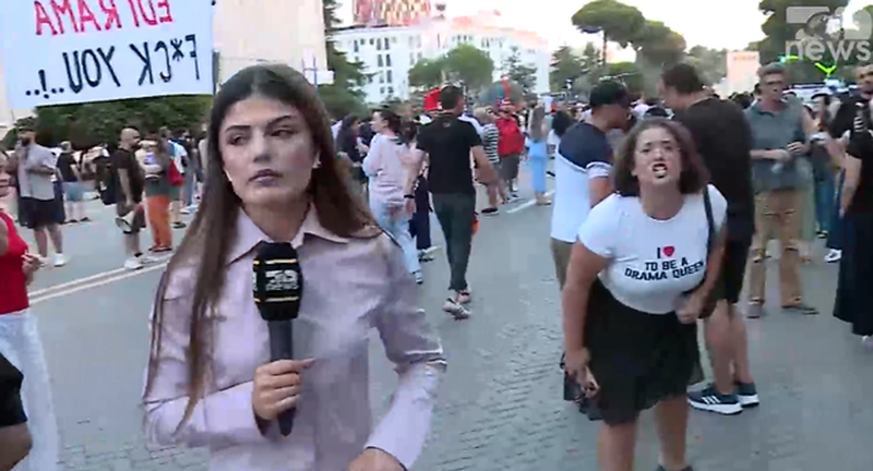 Nëse ka një llum të vërtetë në këtë protestë  janë ata që sulmojnë gazetarët