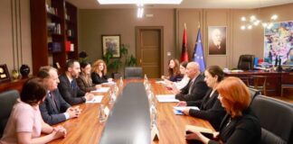 Lamallari pret të Dërguarin e Posaçëm europian për Çarmatimin: Shqipëria mbetet partner i besueshëm i BE
