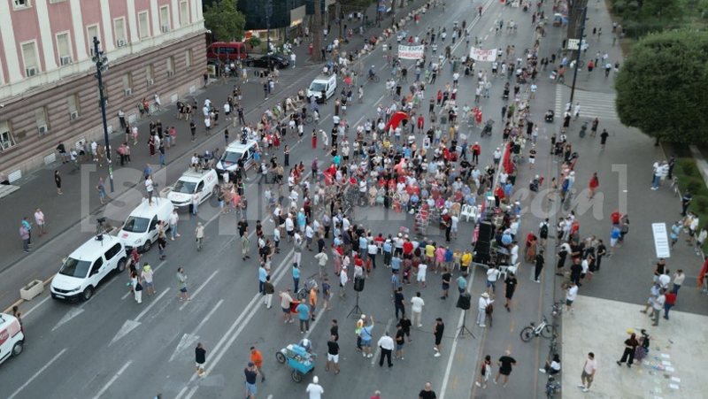 A ka më fuqi protesta të prodhojë  stuhi  lajmesh perëndimore 