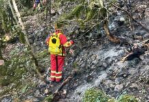 Zjarri në Parkun Kombëtar të Llogarasë ende aktiv, 20 efektivë të FA-së në terren për shuarjen e flakëve