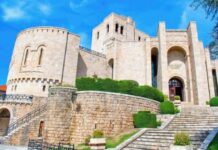 Revista amerikane “Travel Off Path”: Shqipëria drejt BE-së, çfarë pritet të ndryshojë për turistët