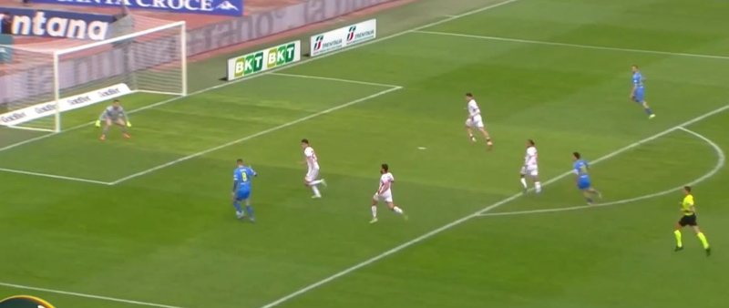 Hasa në elitë italiane  Napoli e kalon shqiptarin tek Frosinone për 2 5 milionë euro