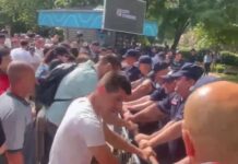 “Protestuesi nuk u dhunua”/ Avokati i Popullit: Protestuesi nuk është goditur në ambientet e policisë