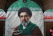 Çfarë tregon për Republikën e re Islamike mungesa e Mojtaba Khameneit në varrimin e të atit?