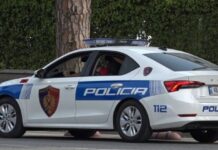 Tentonte të shiste makinat që i vinin për riparim, arrestohet pronari i servisit të makinave në Tiranë
