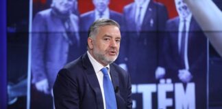 Blendi Klosi: Nuk ka asnjë shans të japë dorëheqjen qeveria!