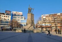 Serbia arreston një person që dha informacione për varrezën masive në Kosovë