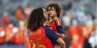 Marc Cucurella rrëfen historinë prekëse: I mban flokët e gjatë që djali i tij autik ta njohë në fushë