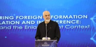 Rama: ‘Revolucioni i flamingove’, shembull i dezinformimit dhe ndërhyrjes së huaj