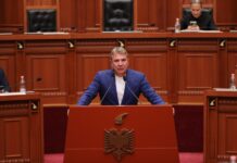 “Do shihemi në gjyq”/ Gjiknuri reagon ndaj pretendimeve të avokatit: Je një shpifës ordiner që hedh baltë mbi emrin tim