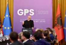 Kodi politik i reflektimit të Edi Ramës
