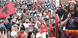 Protestuesja nga Kanadaja: Sali Berisha ishte kumbari im, por ai lundronte në paratë e shqiptarëve e unë u detyrova të emigroj
