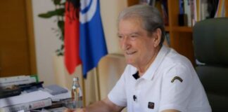 ‘Garda e vjetër’ në strukturat drejtuese të PD, Berisha këmbëngul: Ripërtëritja e partisë është më e thella që nga themelimi i saj