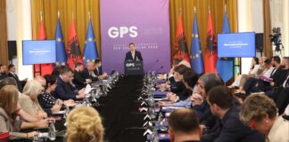Mbledhja e grupit të PS, Peleshi: Miratuam 131 ligje, materializuam reforma! Në sesionin e ri parlamentar orgnizojmë Konferecën Ndërparlamentare