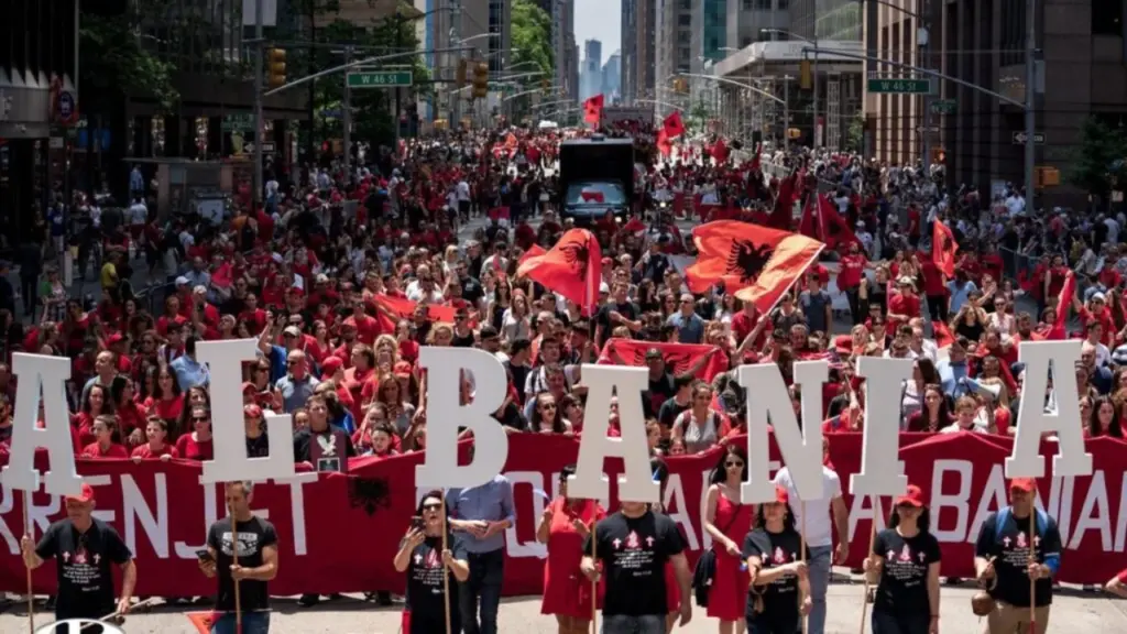 Kryebashkiaku Mamdani krijon lagjen shqiptare në New York  e quan  Little Albania   Ankohen italianët
