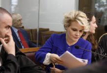 Seanca në GJKKO/ “Akuza është shumë seksiste”, Kryemadhi debate me prokurorin: Duket sikur kam qenë në pozitën e shërbëtores