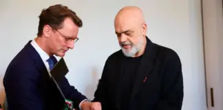 Rama vizitë në Gjermani, takohet me kryeministrin e landit Nordrhein-Westfalen. Zbardhen bisedimet