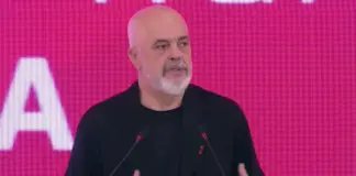 “Mos u merrni”, komentet dhe fyerjet në rrjetet sociale, Rama: Unë nuk zbres më në këtë “baltë” të algoritmit