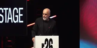 “Protesta mesazh i rëndësishëm për qeverisjen”, Rama nga Gjermania: Në atë bulevard ku flamingot festojnë lirinë, janë vrarë njerëz