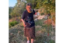 72-vjeçarja me demencë humb kontaktet me familjen në Vlorë, apel për ta gjetur