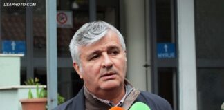 “Klienti im s’ka prekur para publike”, Maks Haxhia: Duam të njihemi me dosjen e Ergys Agasit