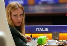 Kryeministrja italiane shfrytëzon krizën e emigrantëve në Spanjë, kërkon të hapen qendra të tjera riatdhesimi si në Shqipëri dhe të financohen nga Bashkimi Europian