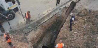 Ujërat e zeza përmbytnin Kasharin prej vitesh, Rama publikon videon: Një trung peme 8 metra ishte ‘varrosur’ brenda kolektorit