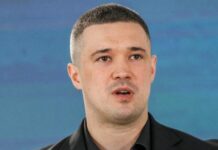 Ish-ministri i Mbrojtjes së Ukrainës sfidon Zelenskyn, Fedorov bën thirrje për zgjedhje presidenciale: Demokracia s’mund të mbahet peng nga Rusia
