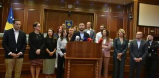 Kriza politike në Kosovë/ PDK e AAK sot aksion para Kuvendit, kërkojnë thirrjen e seancës konstituive