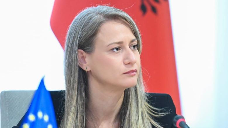 Erjona Ismaili jep dorëheqjen si bashkëkryetare e PS në Vlorë  T i hapet rrugë zgjedhjes së të rinjve