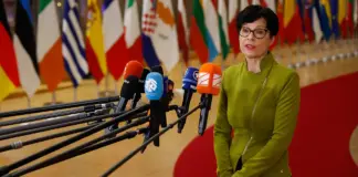 Kos flet për zgjerimin e BE-së, Komisioneria: Mal i Zi favorit, Shqipëria ka përmbushur standardet