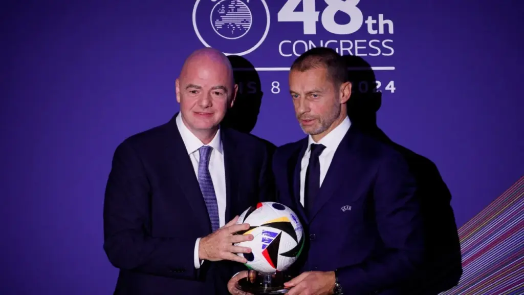 UEFA dhe FIFA ulin  armët   organi më i madh i futbollit europian tërhiqet nga bojkoti  Çfarë ndodhi me planin e Gianni Infantinos