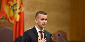 Pasi kryeministri hodhi lajmin pa emra, mediat malazeze flasin si zëdhënëse e Spajiç: Serbia dhe Shqipëria janë shtetet që po bëjnë veprimtari hibride për destabilizimin e Malit të Zi (detajet)