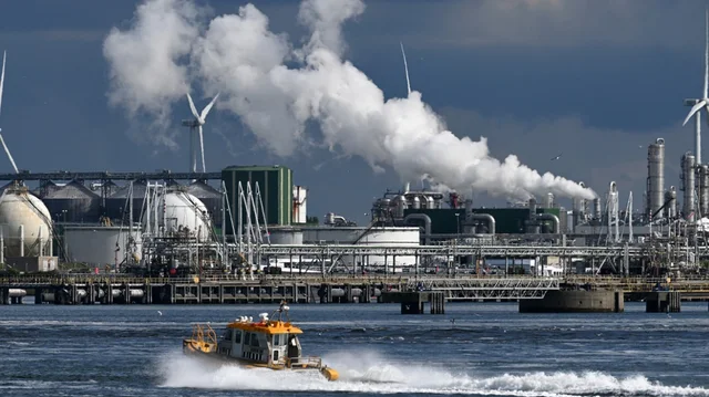 -640-0-1786626338xrotterdam-por2t-maketa-813