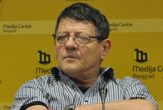 Shkrimtari i njohur serb  Beogradi i fsheh krimet prej një shekull e gjysmë  por era e keqe ka dalë në sipërfaqe