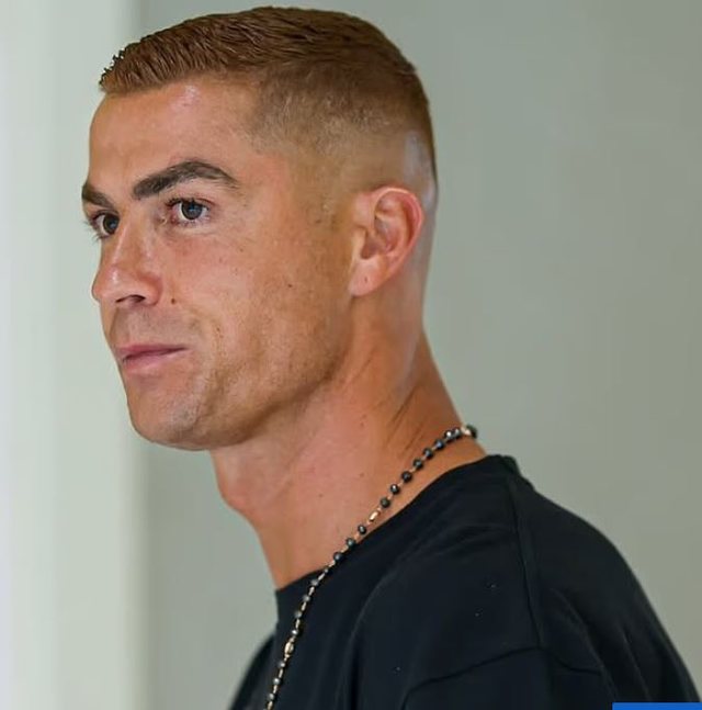 Cristiano Ronaldo shfaqet me një pamje të re