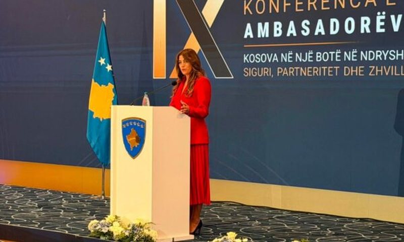 Deklaratat e Vuçiçit janë kërcënuese   Haxhiu  Diplomatët e huaj të informojnë partnerët për rrezikun ndaj Ibrit