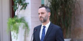 Ministri Lamallari takim me drejtuesit vendorë të Policisë së Shtetit