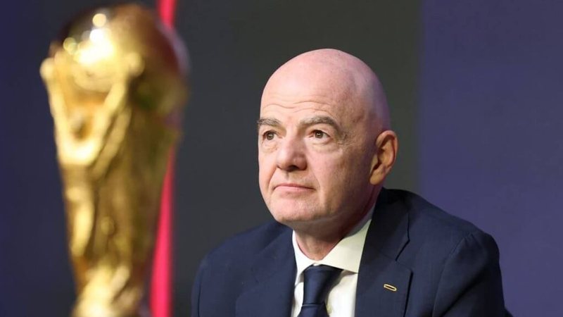 Infantino humbet një tjetër aleat në Europë  Holanda kërkon lidership të ri në FIFA nga viti 2027