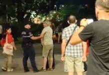 VIDEO/ Tubimi para Kryeministrisë degjeneron në dhunë, protestuesi godet me shkop një grua! Shoqërohet në komisariat