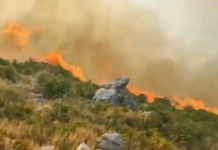 Zjarri në Dukat merr përmasa të frikshme, flakët përparojnë drejt Majës së Çikës