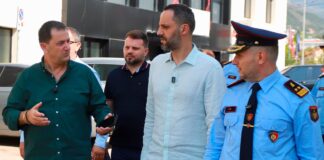 Himarë, ministri Lamallari dhe drejtori Hita inspektojnë masat për sezonin turistik: Rritje cilësisë së shërbimeve dhe garanci për qytetarët