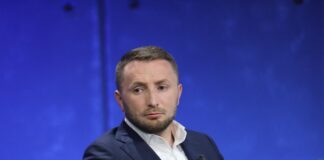 Si e vrau algoritmi protestën qytetare në Tiranë
